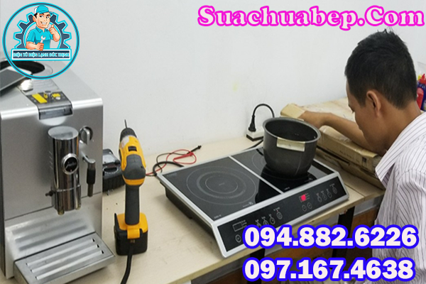 Trung Tâm Sửa Bếp Từ Kitchmate Tại Nhà3