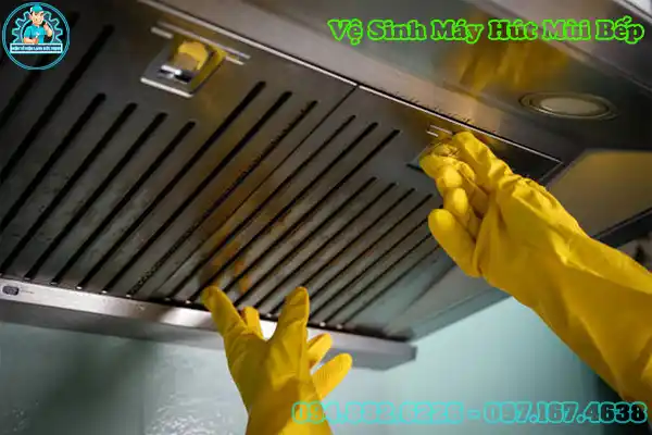 Cách vệ sinh máy hút mùi Canzy