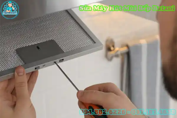 Sửa Máy Hút Mùi Batani Tại Nhà8