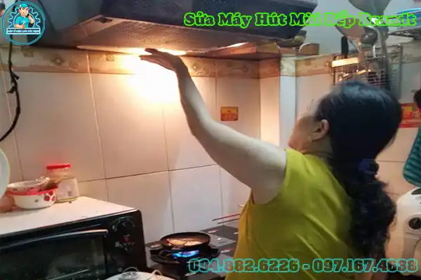 Sửa chữa máy hút mùi công nghiệp