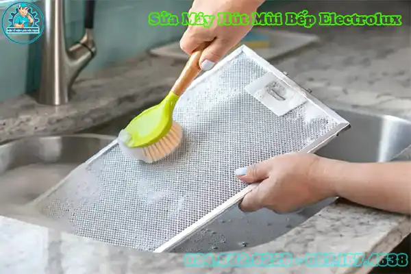 Sửa Máy Hút Mùi Bếp Electrolux Tại Nhà2