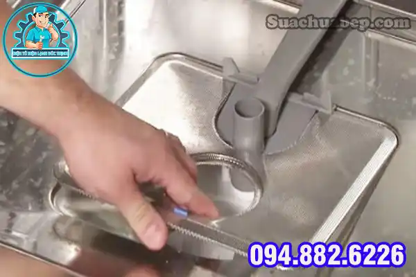 Máy Rửa Bát Báo Lỗi E33 Nguyên Nhân, Cách Khắc Phục2