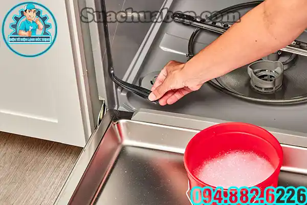 Máy rửa bát báo lỗi E4