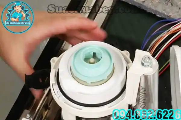 Máy rửa bát zemmer báo lỗi F2