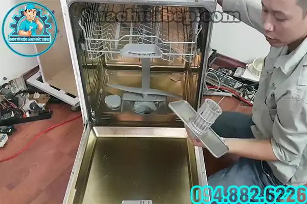 Máy rửa chén Hafele báo lỗi E4