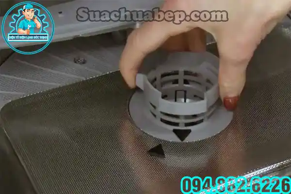 lỗi e61-01 máy rửa bát bosch