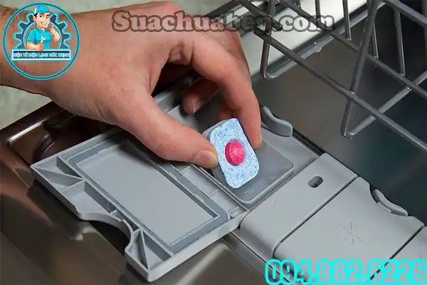 Máy rửa bát Faster báo lỗi E2