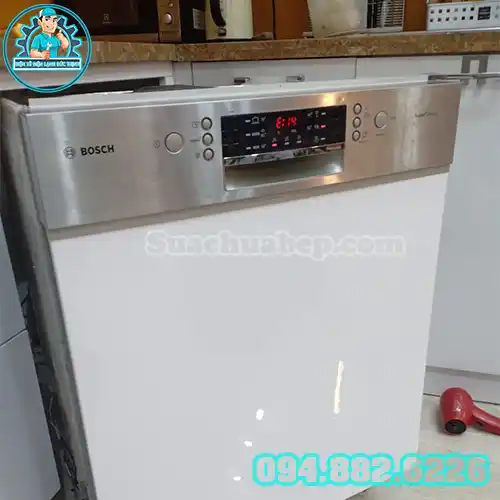 Máy Rửa Bát Báo Lỗi H04 – Nguyên Nhân, Cách Khắc Phục