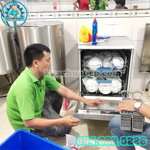 Máy Rửa Bát Báo Lỗi H11 – Nguyên Nhân, Cách Khắc Phục