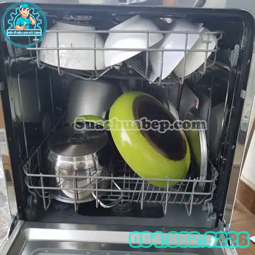 Máy Rửa Bát Báo Lỗi H12 – Nguyên Nhân, Cách Khắc Phục