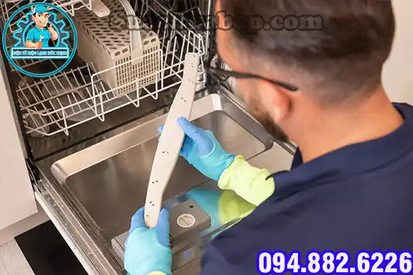 Máy Rửa Bát Báo Lỗi U10 – Nguyên Nhân, Cách Khắc Phục4