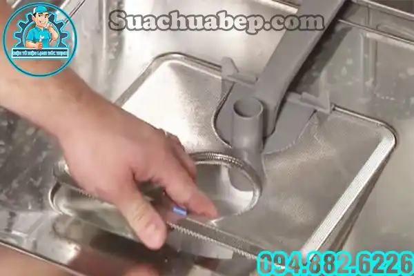 Máy Rửa Bát Báo Lỗi U25 – Nguyên Nhân, Cách Khắc Phục1