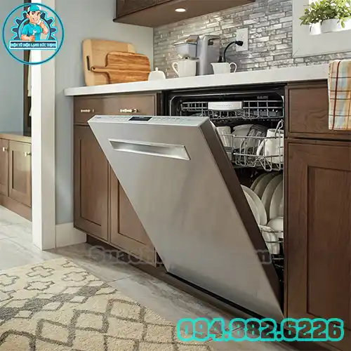 Máy Rửa Bát Không Đóng Được Cửa Nguyên Nhân Và Cách Khắc Phục