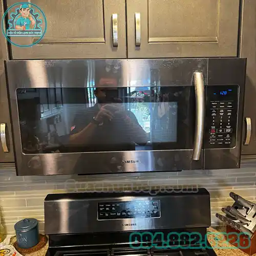 Vì Sao Lò Vi Sóng Kêu To? Cách Khắc Phục Tiếng Ồn & Lỗi Xẹt Lửa